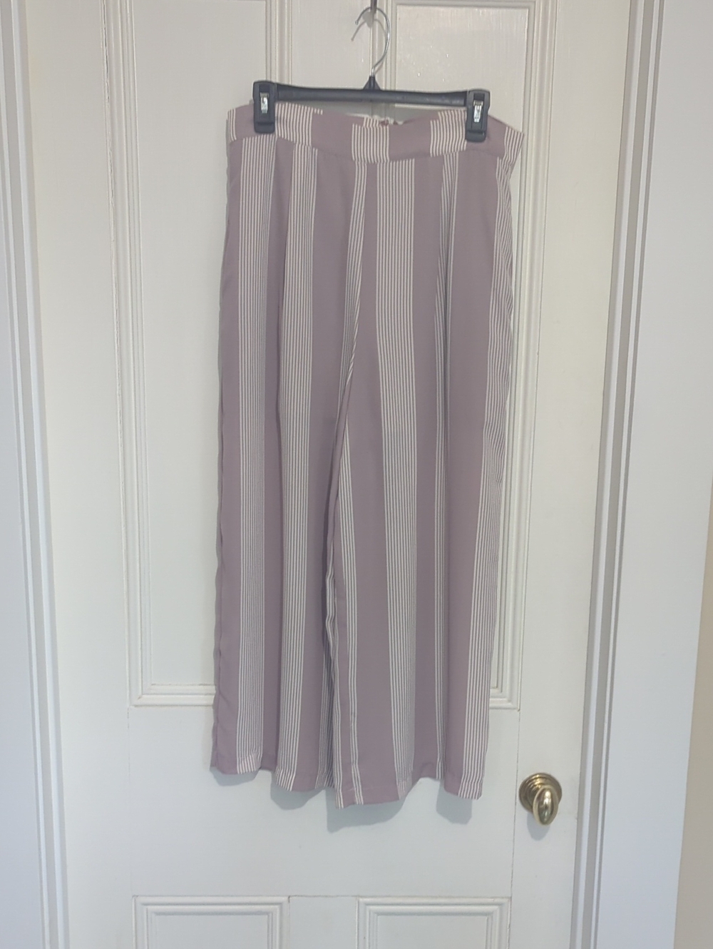 Leith lilac/white striped wide leg culottes, size L
